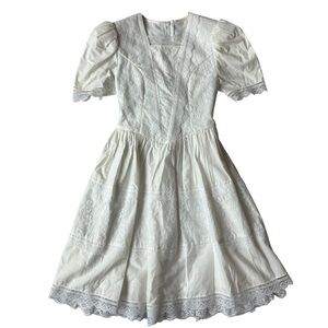 VINTAGE JESSICA MCCLINTOCK GUNNE SAX WHITE PARTY COTTEN LACE DRESS 8 GIRLS
